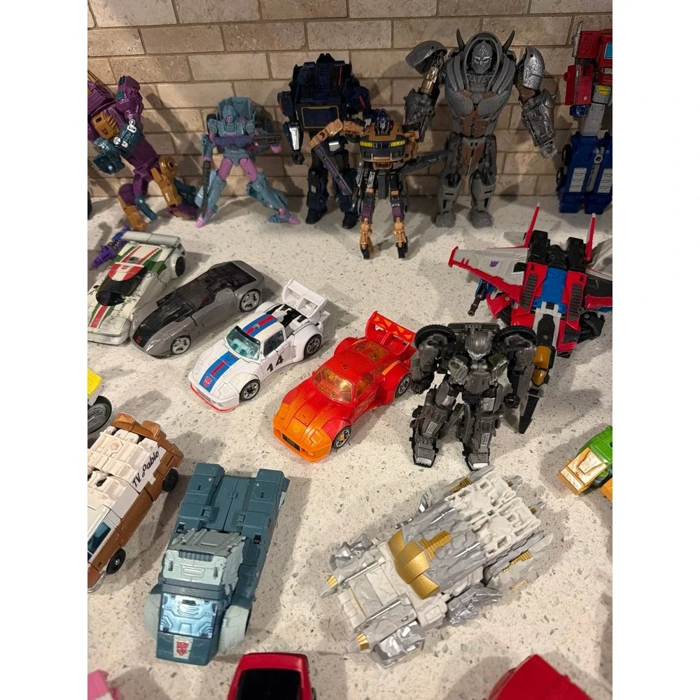 Huge Transformers Action Figure Vehicle Lot Optimus Prime Autobots Decepticons